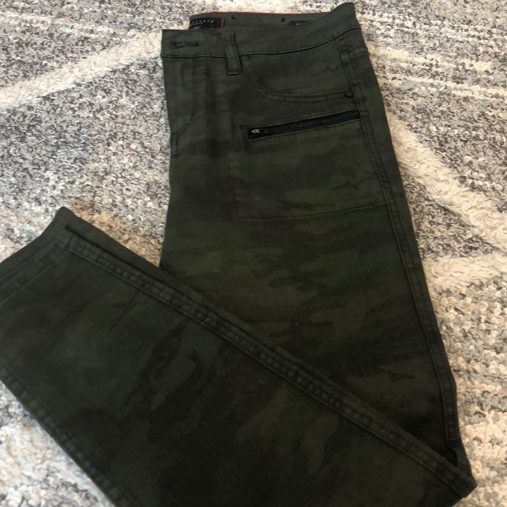 Sanctuary denim jeans- army print. Size 27